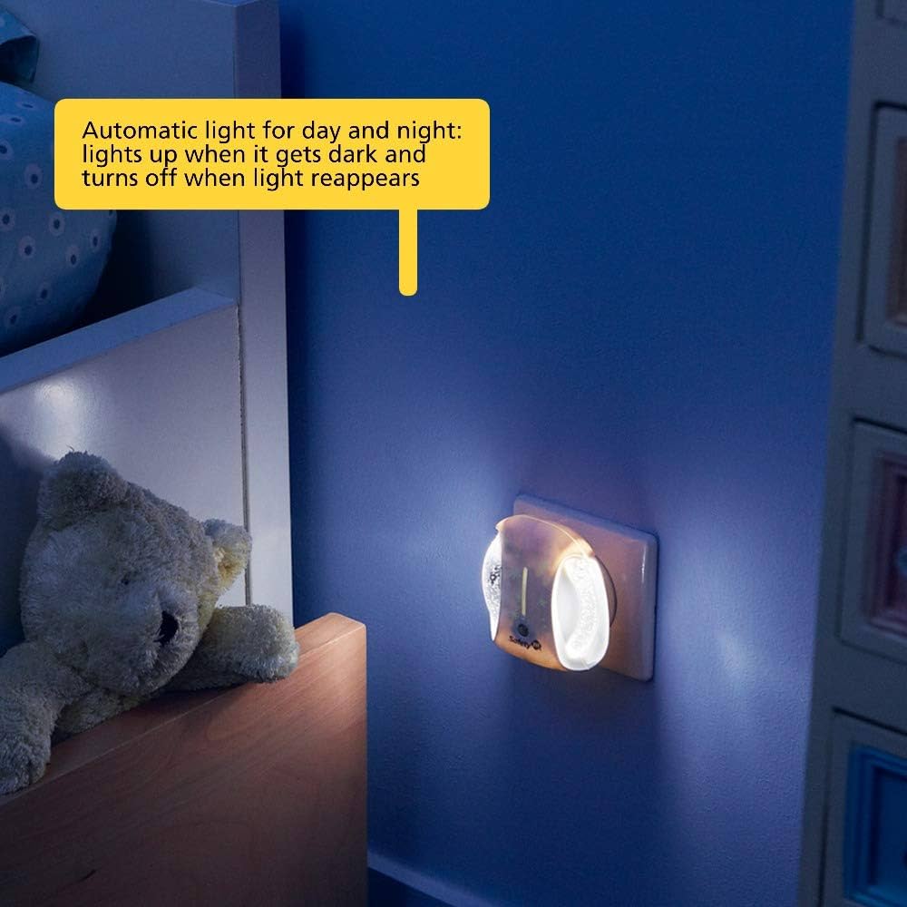 Safety First Automatic Nightlight - White UK Plug Safety 1st
