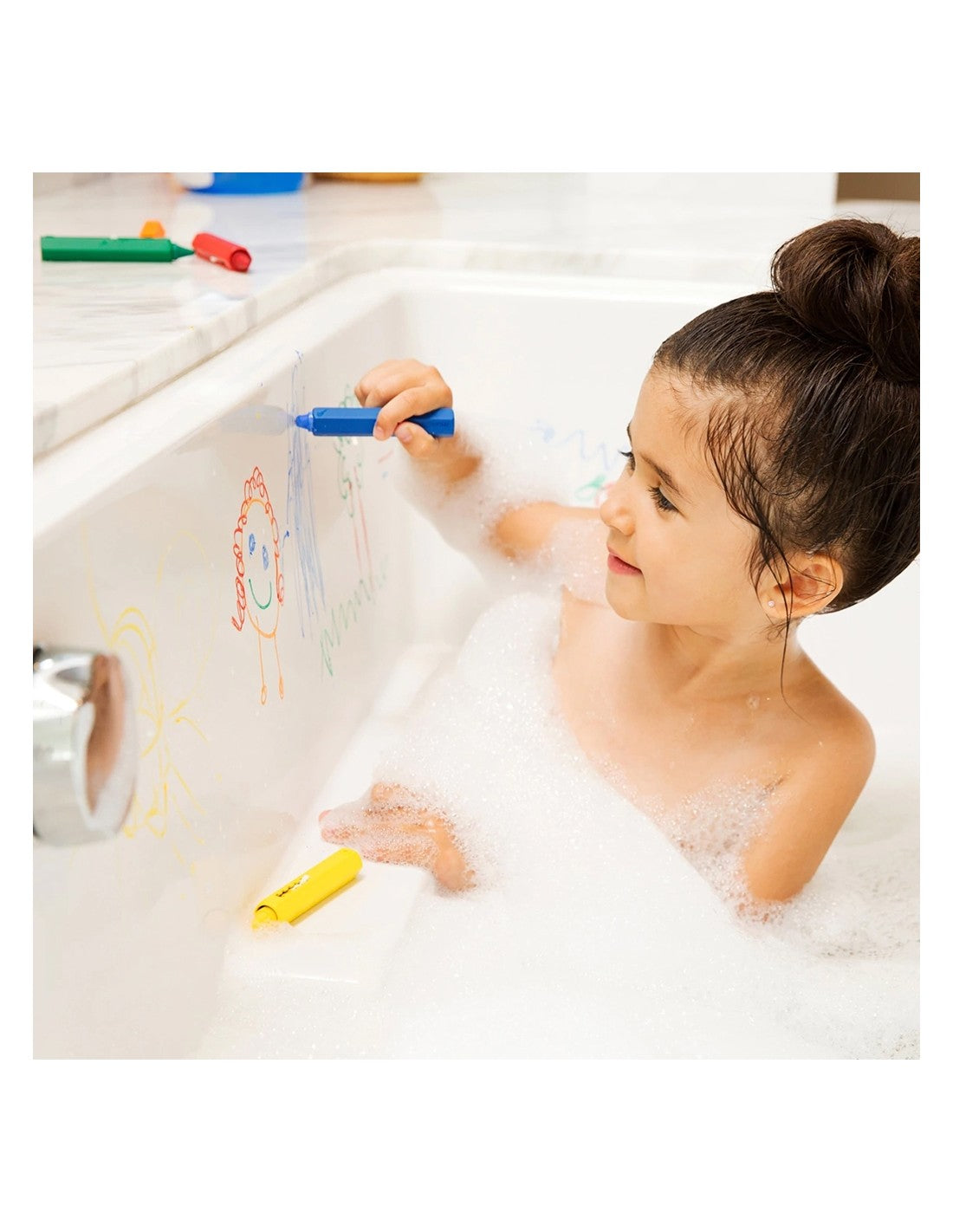 Kids Set of 4 Rainbow Bath Crayon Munchkin