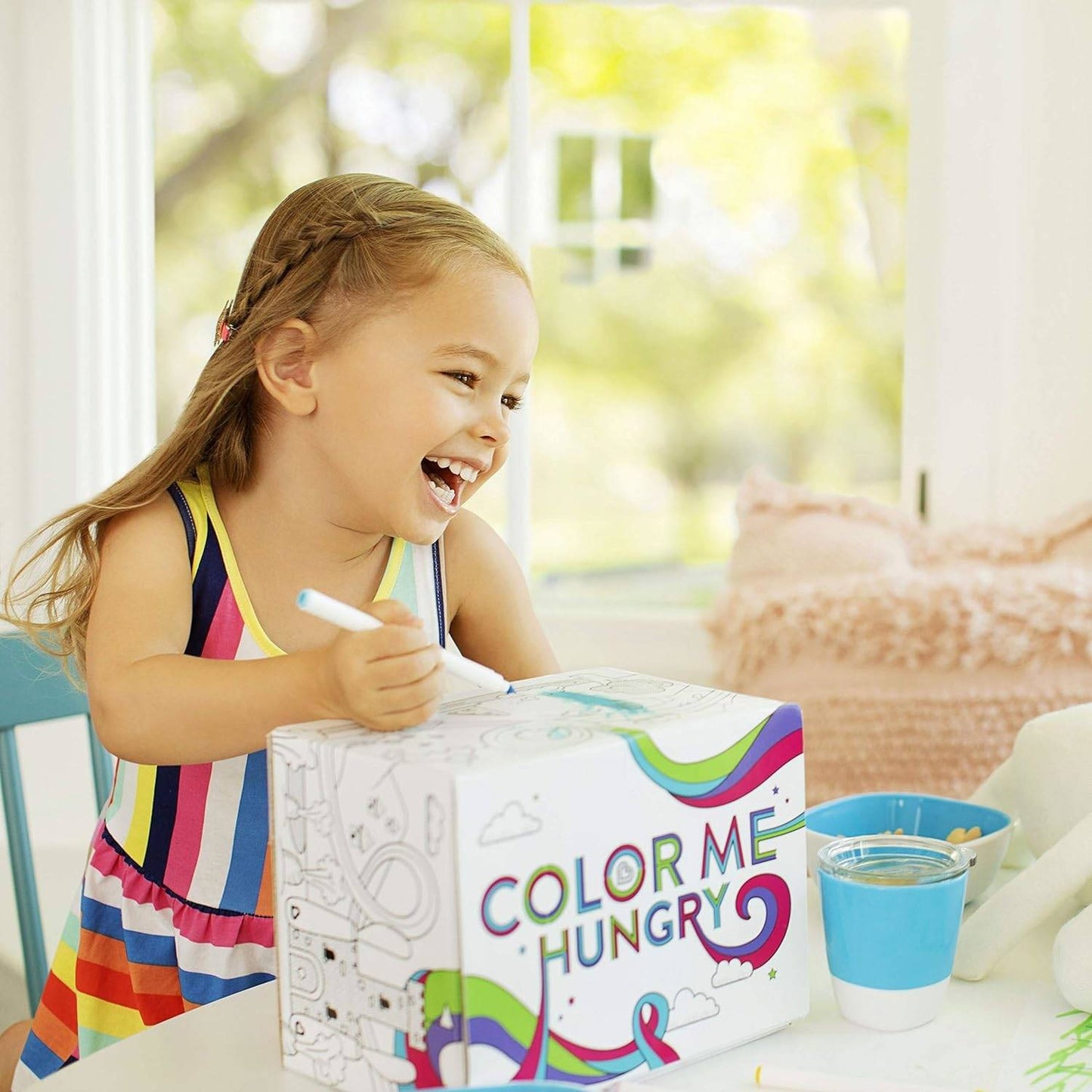 Munchkin Colour Me Hungry Splash 7-Piece Toddler Dining Gift Set. Munchkin