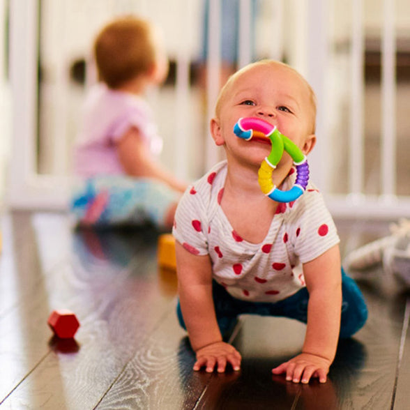 Munchkin® Twisty Figure 8 Baby Teether Toy, BPA Free, 6+ Months Welcome Baby